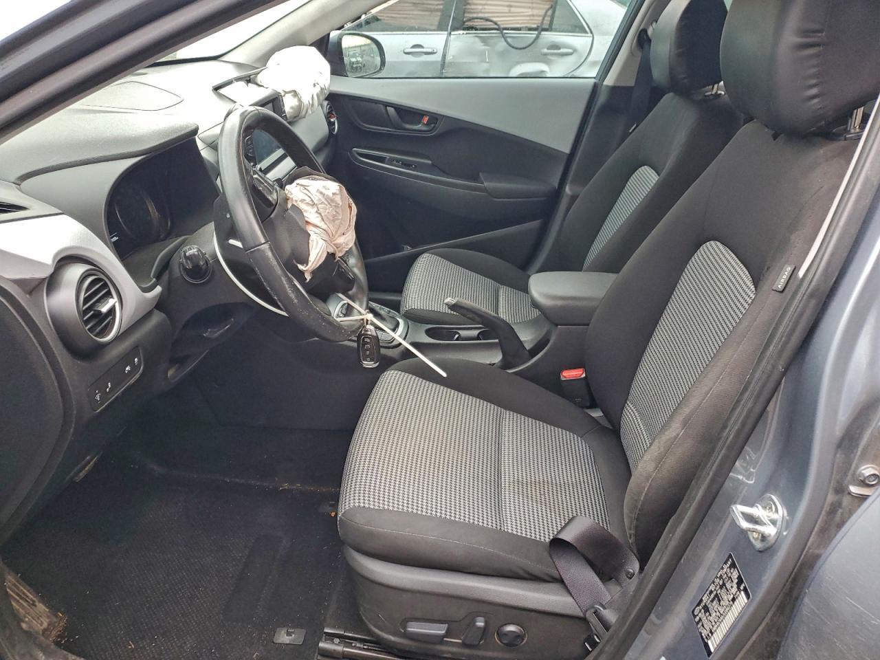 Hyundai KONA Sel Image 9