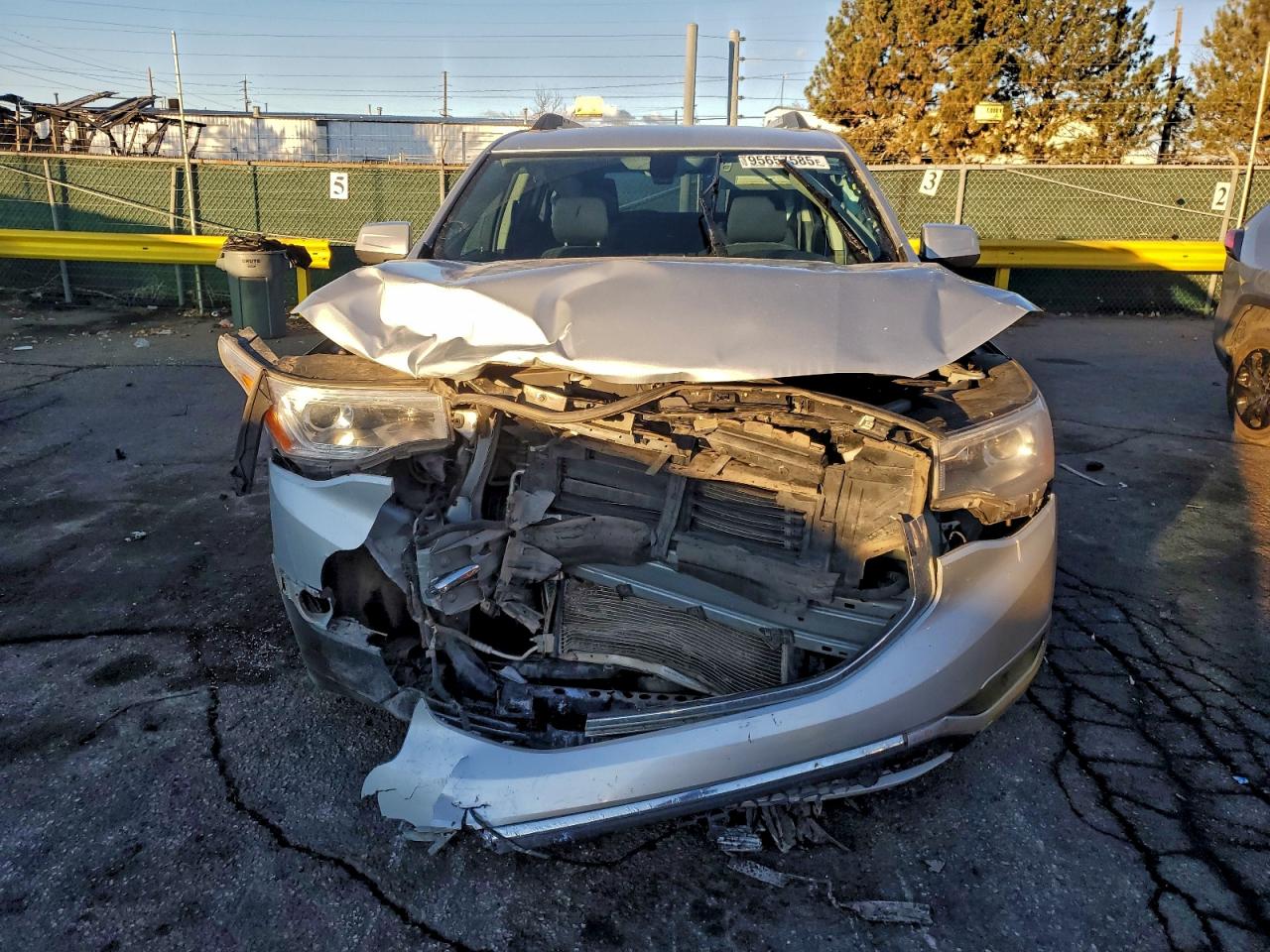 GMC Acadia Sle Image 3