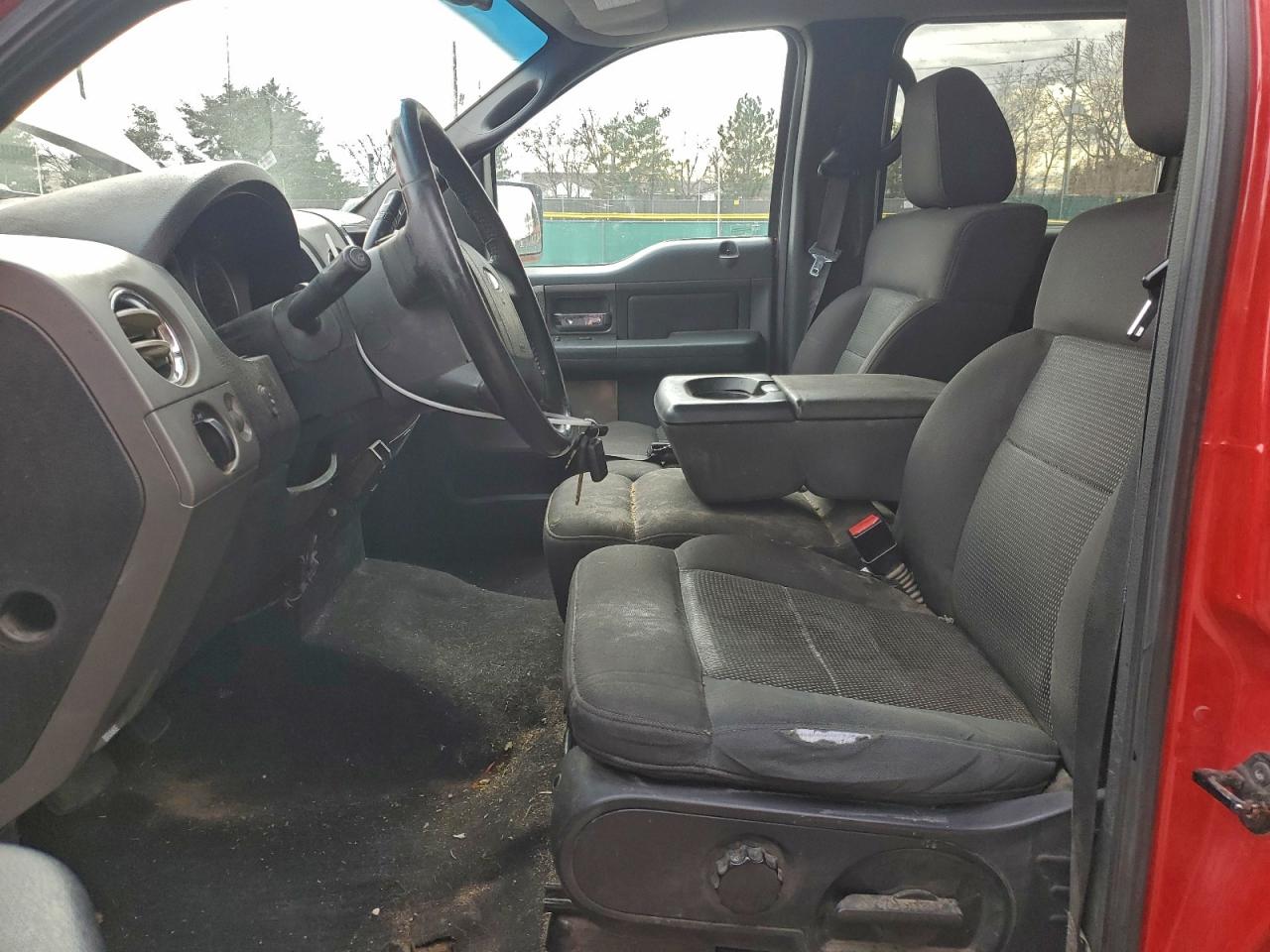 Ford F-150 Supercrew Image 7