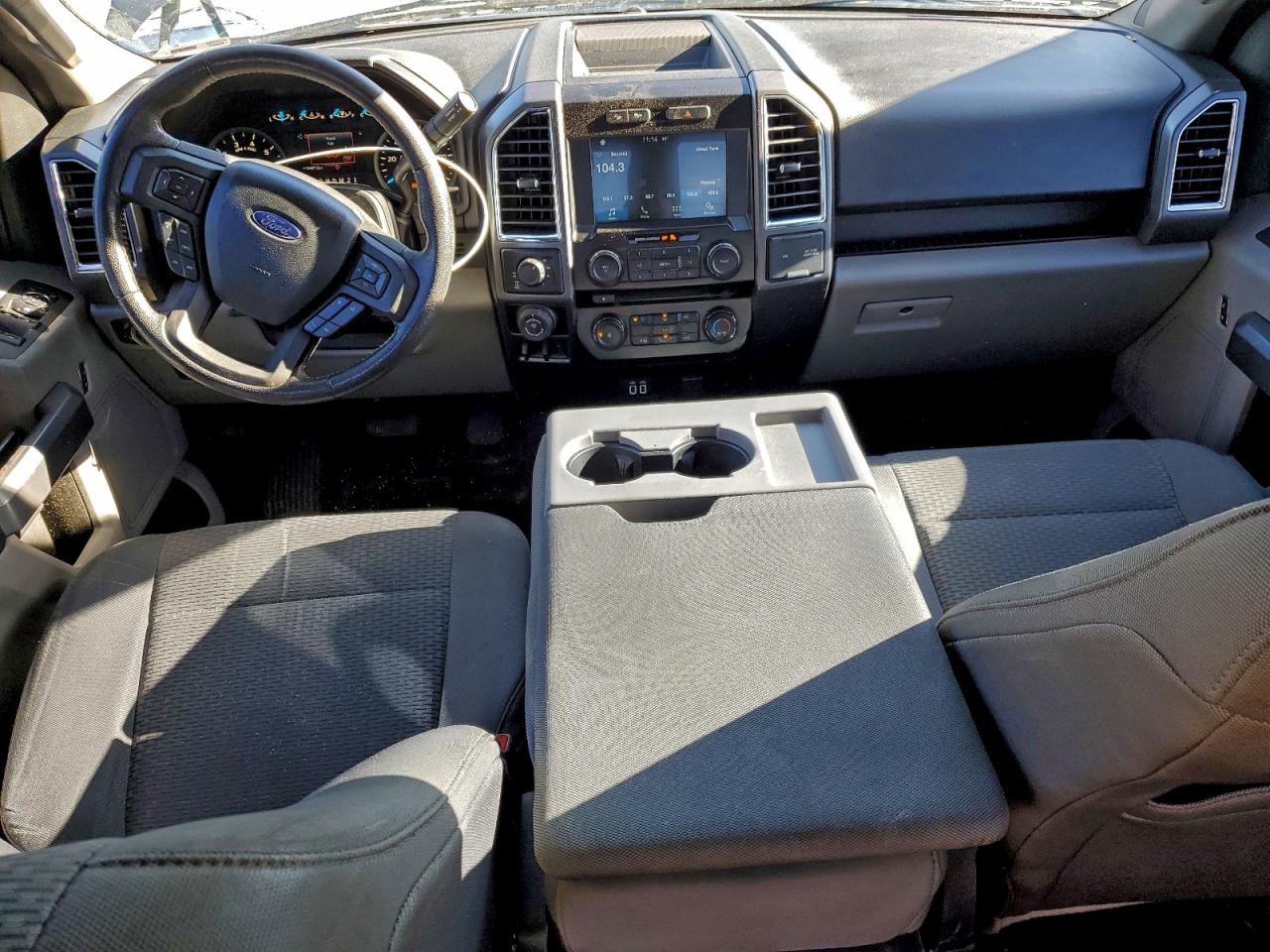 Ford F-150 Supercrew Image 9