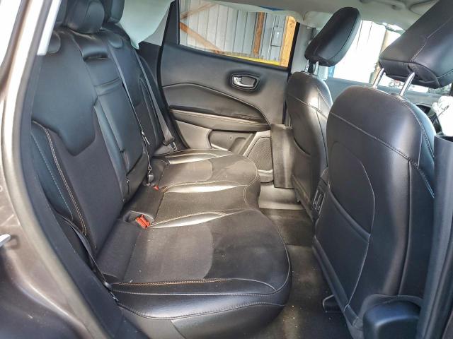 Jeep Compass Latitude Image 11