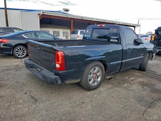 Chevrolet Silverado K1500 Image 5