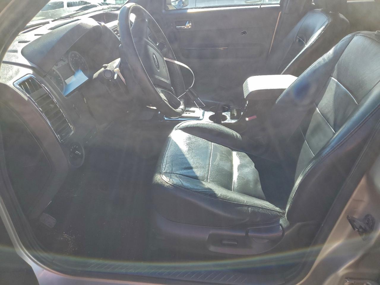 Ford Escape Limited Image 10