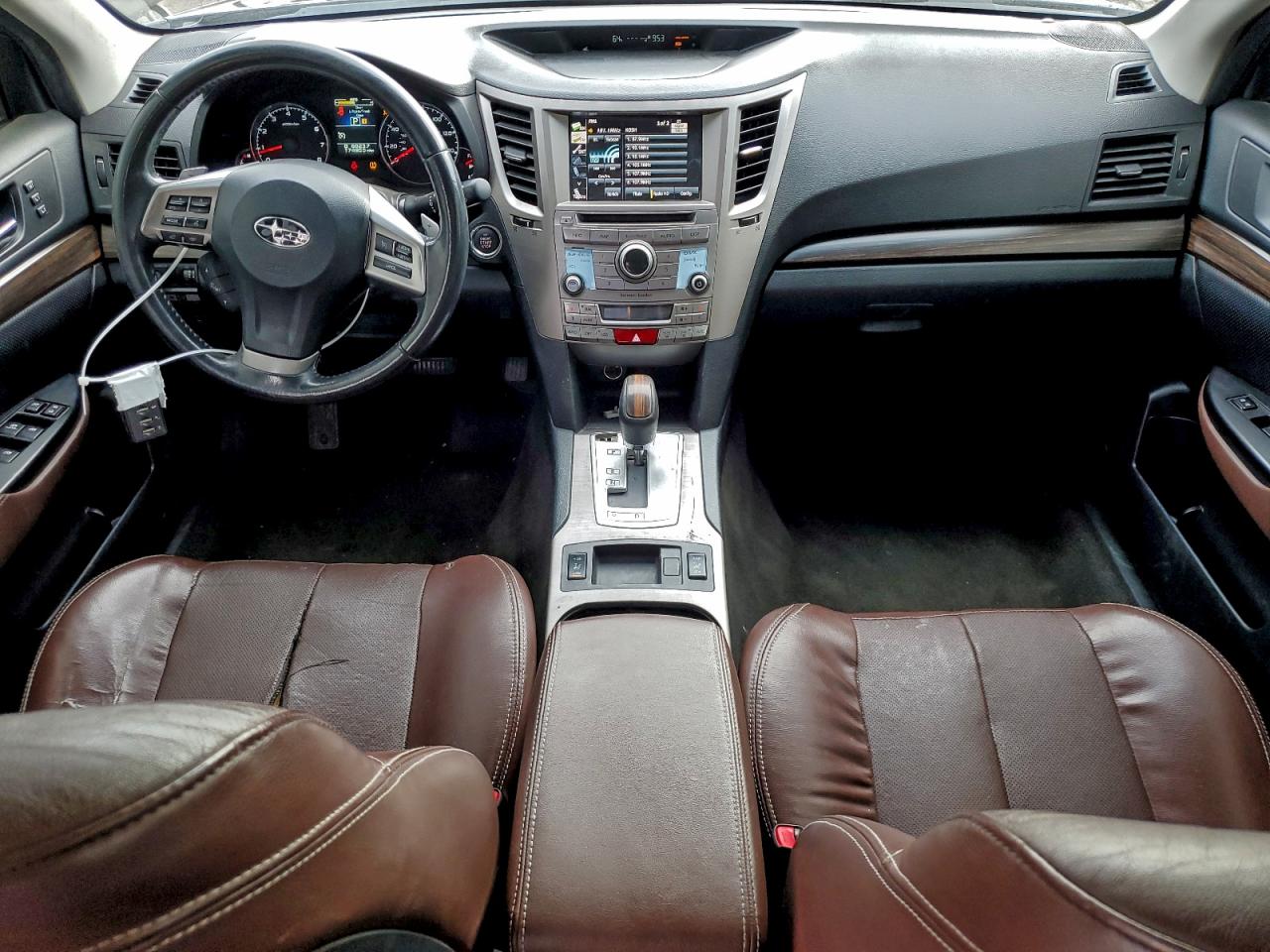 Subaru Outback 2.5i Limited Image 8