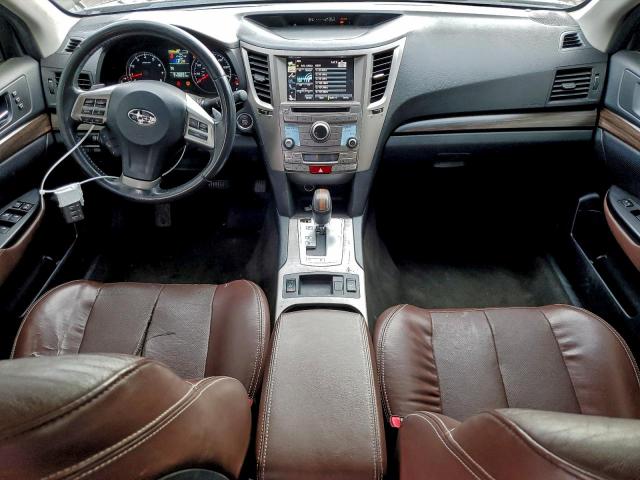 Subaru Outback 2.5i Limited Image 8