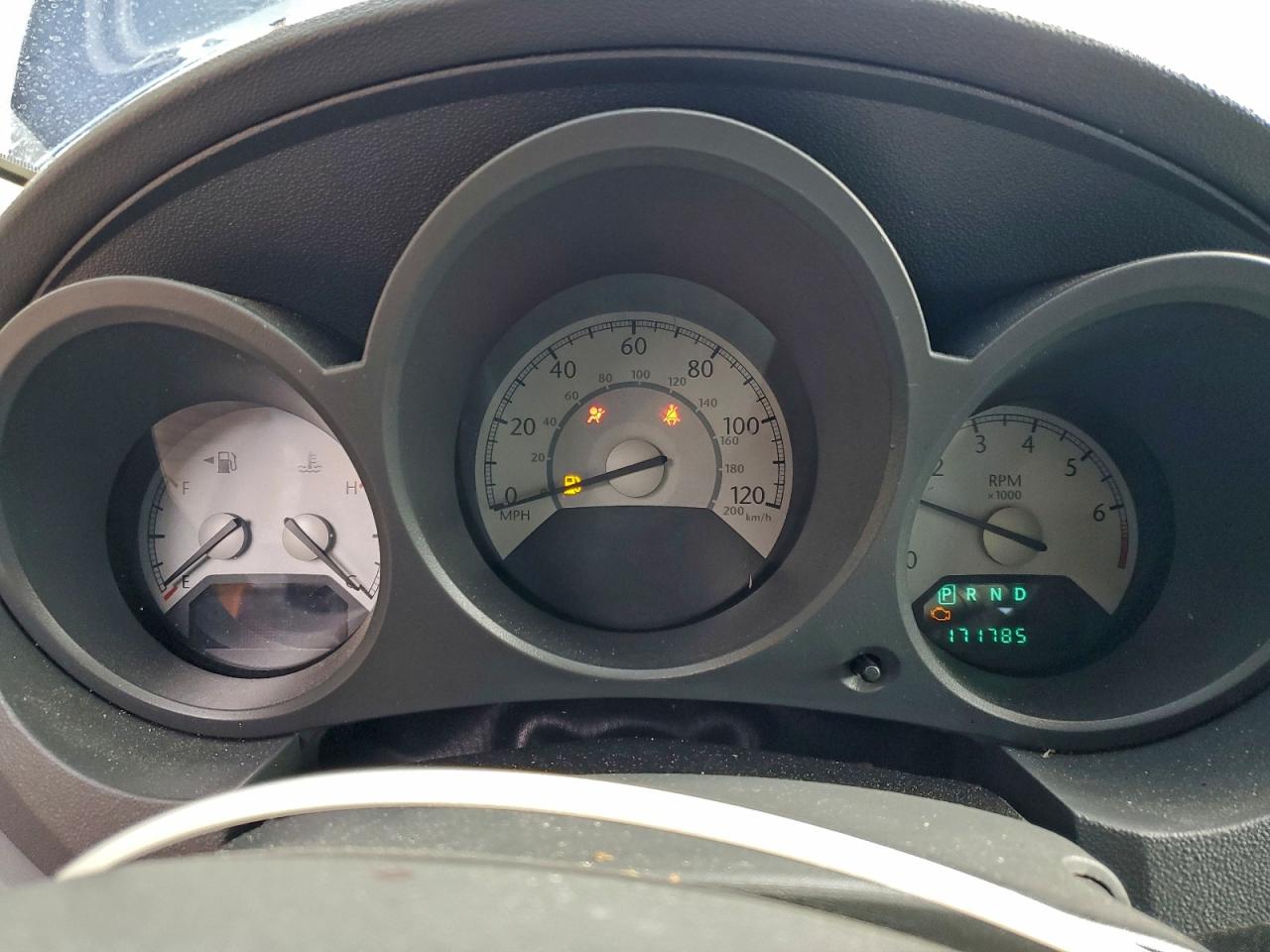 Chrysler Sebring Image 6