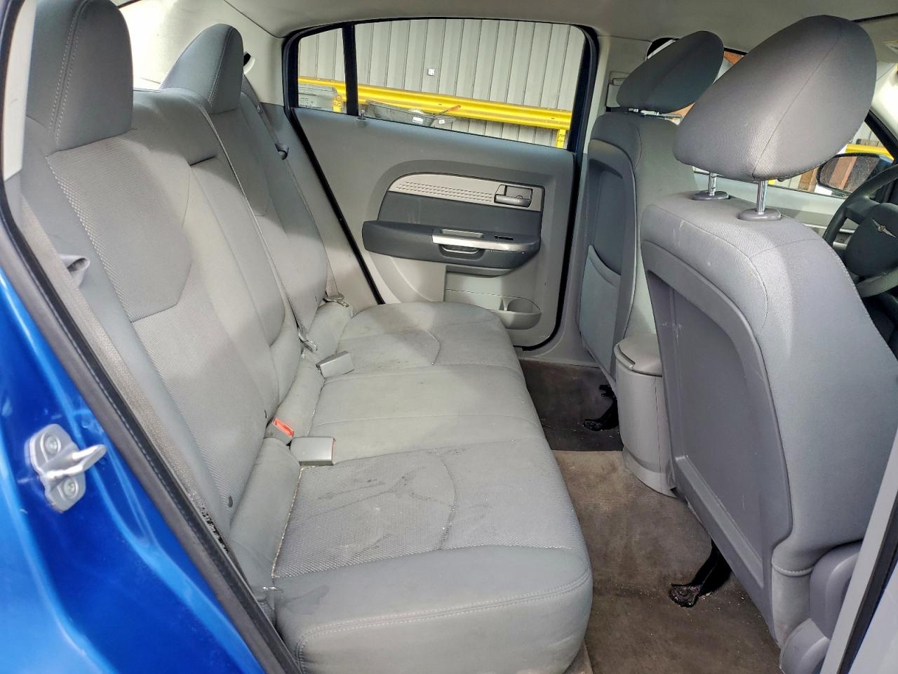 Chrysler Sebring Image 8