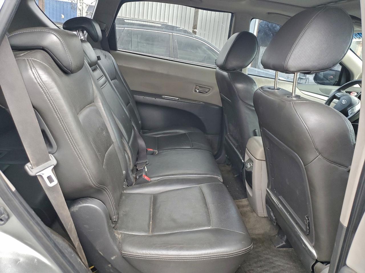 Subaru Tribeca 3.0 H6 Image 9