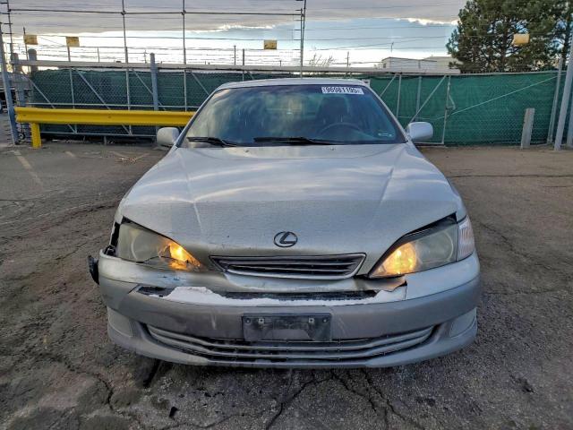 Lexus Es 300 Image 10