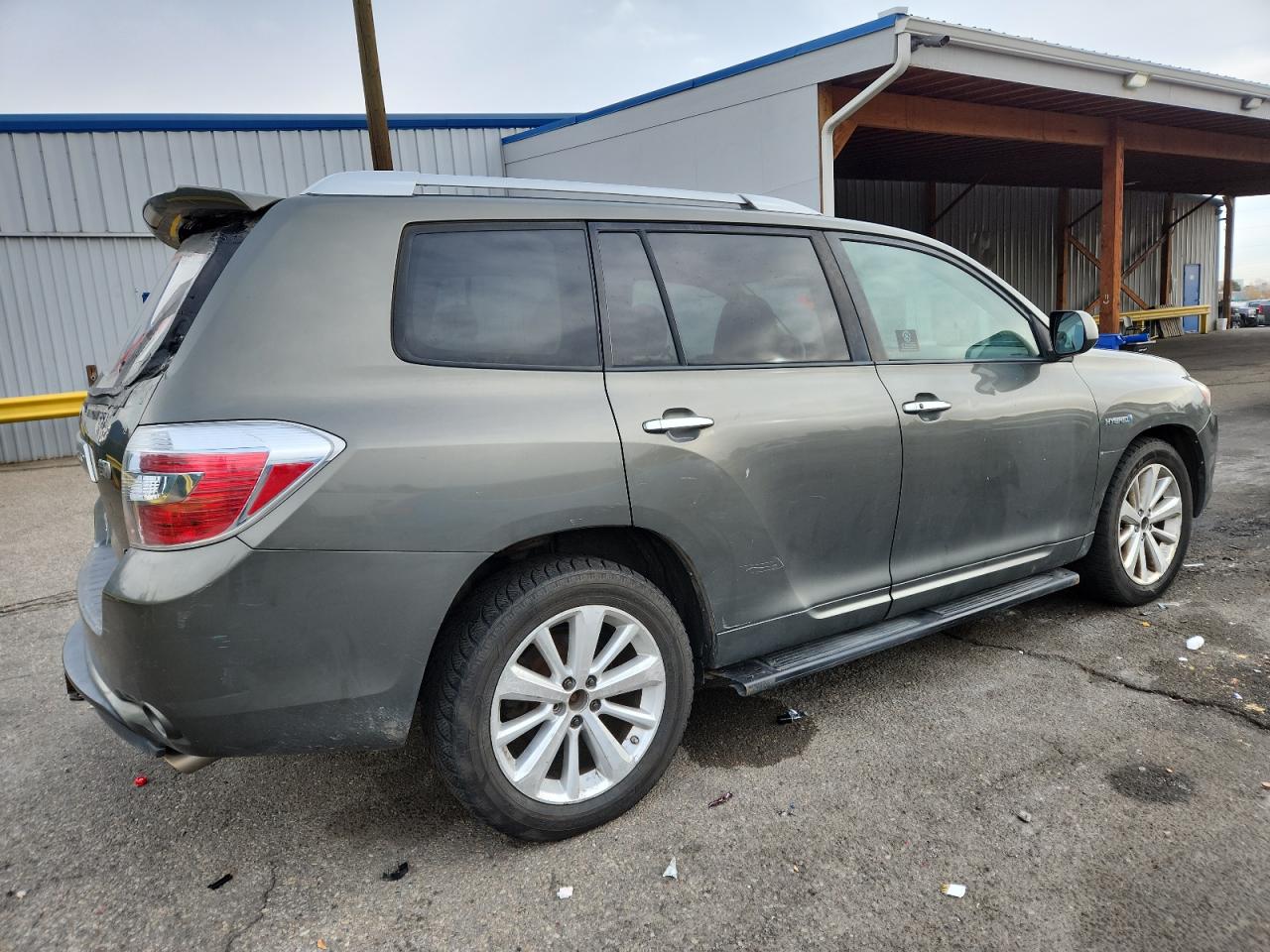 Toyota Highlander Hybrid Limited Image 6