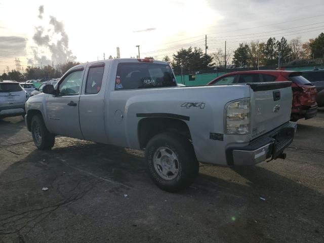 Chevrolet Silverado K1500 Image 6