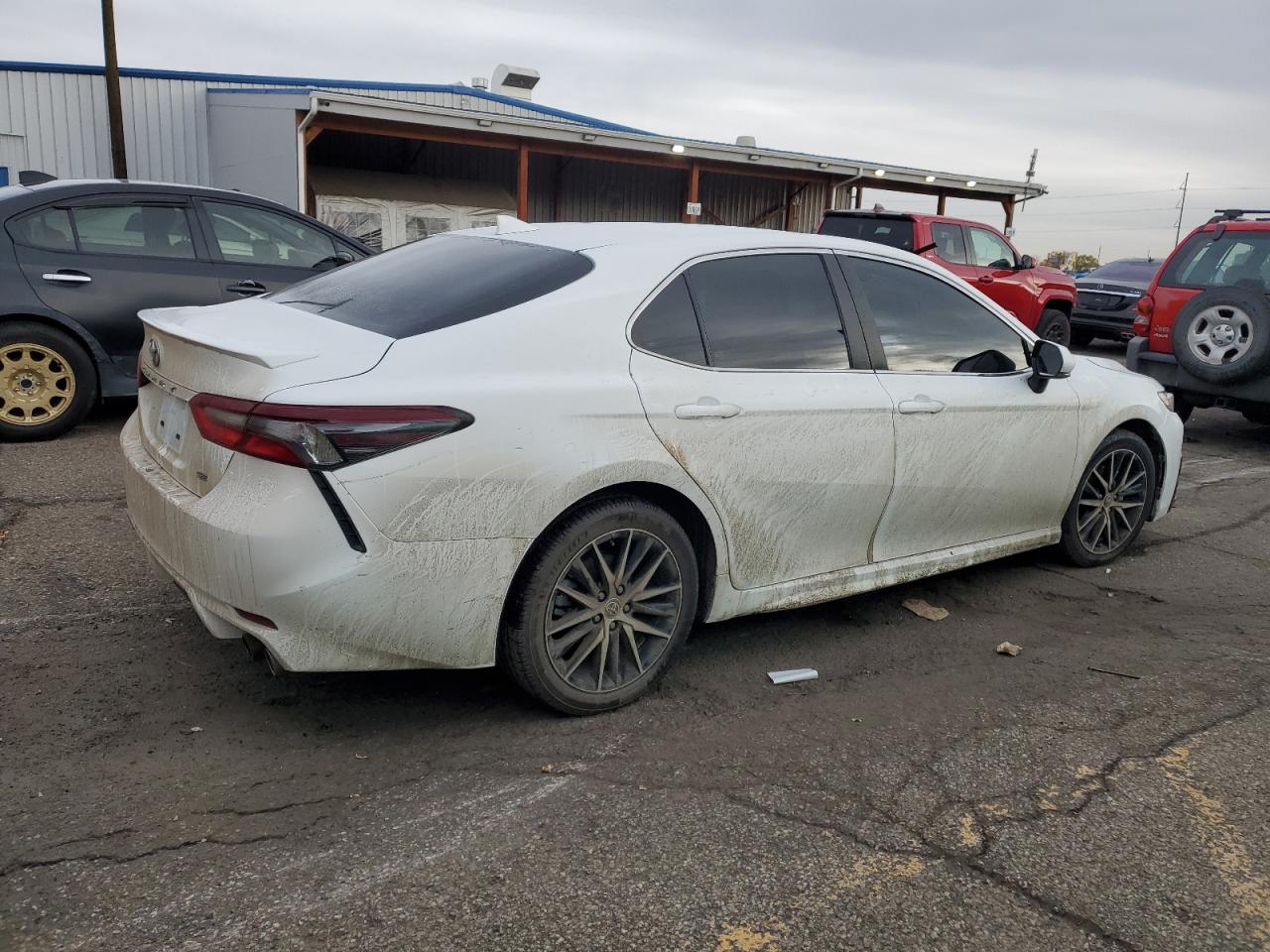 Toyota Camry Se Night Shade Image 12