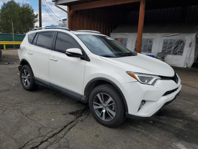 Toyota RAV4 Xle Image 6