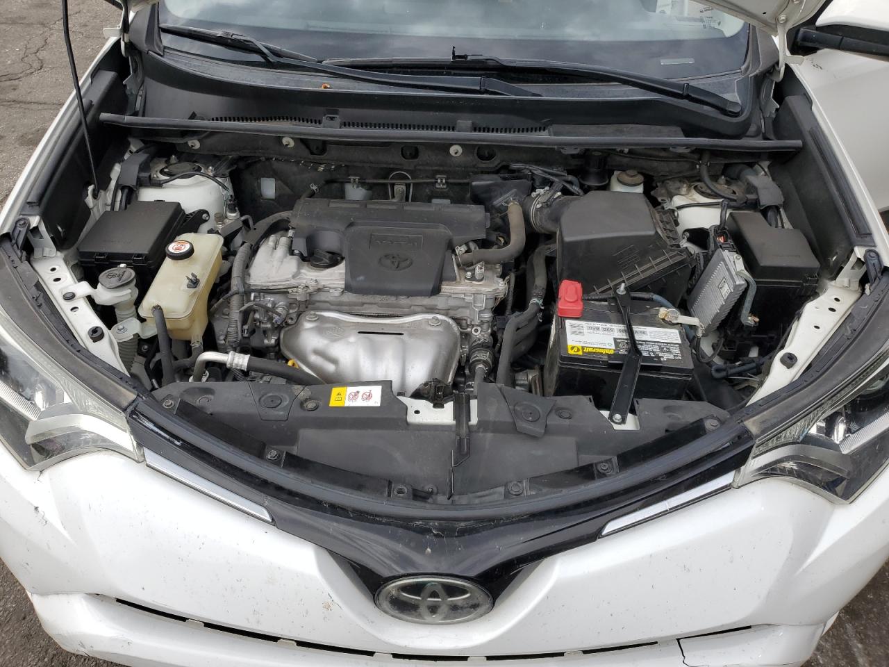 Toyota RAV4 Xle Image 12