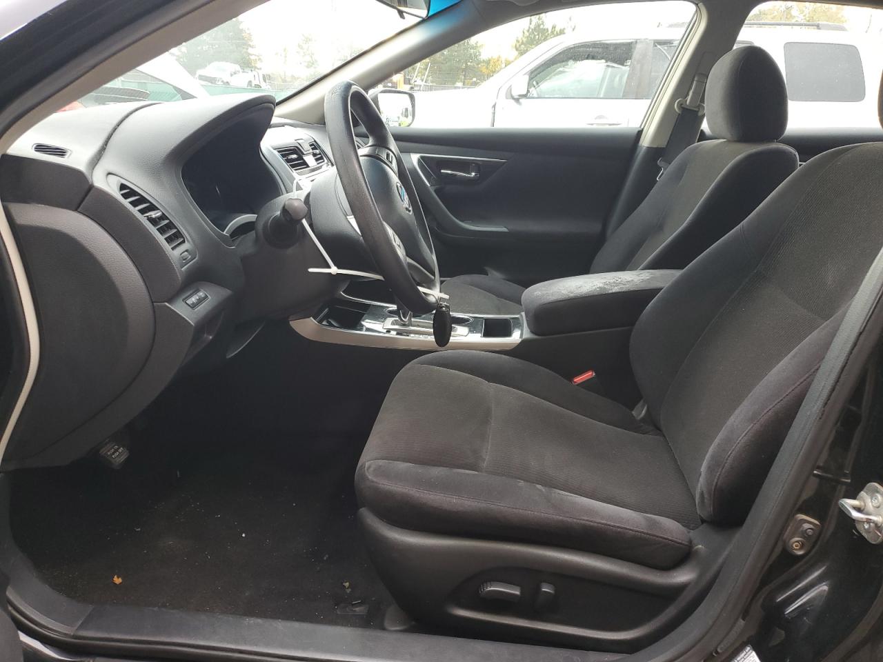 Nissan Altima 2.5 Image 8