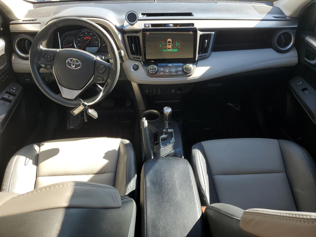 Toyota RAV4 Limited Image 12