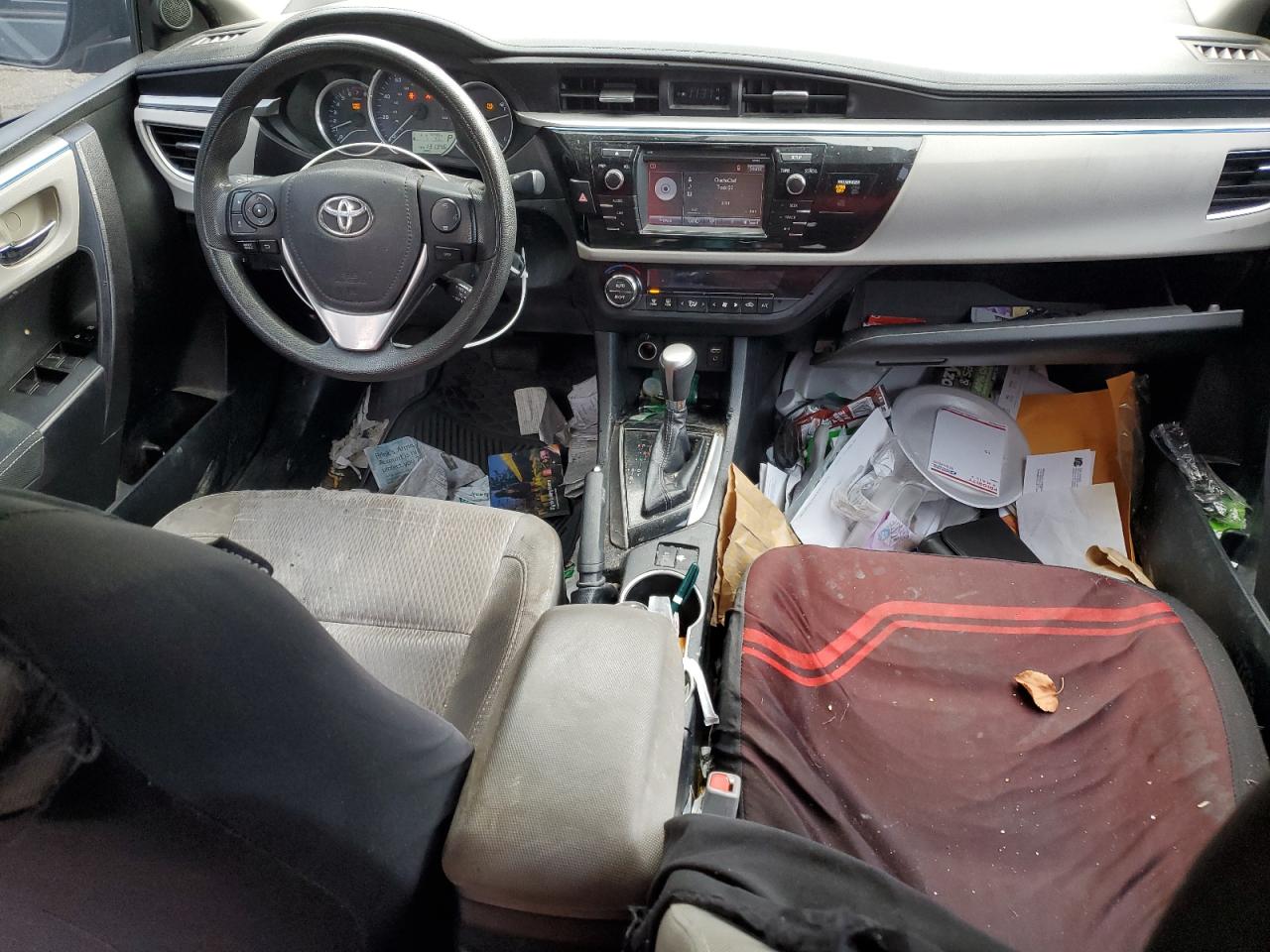 Toyota Corolla L Image 11