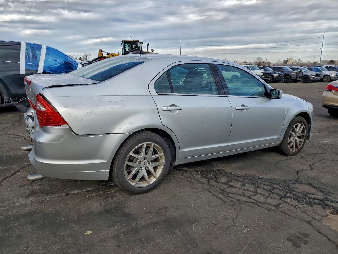 Ford Fusion Se Image 2