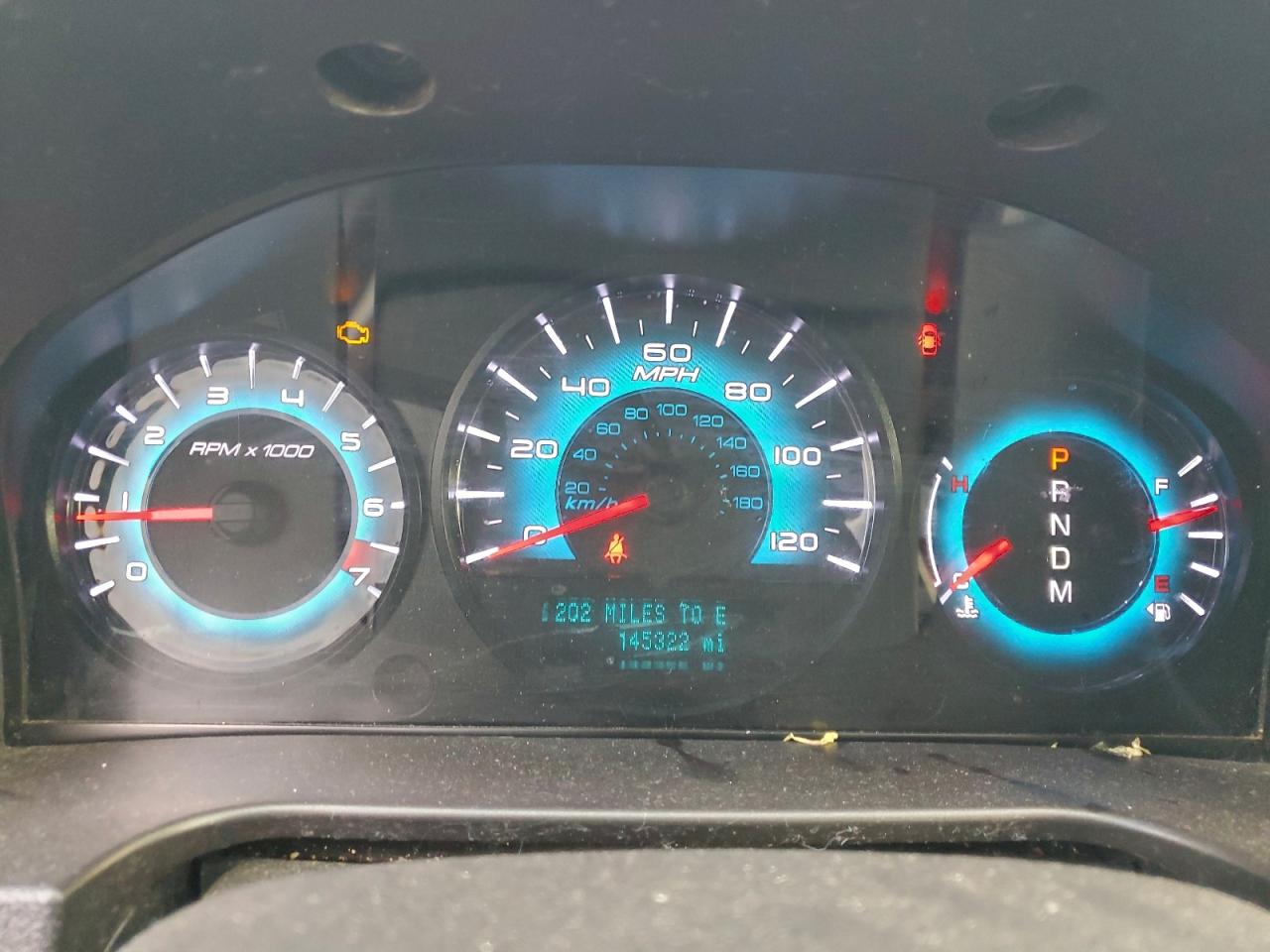 Ford Fusion Se Image 8