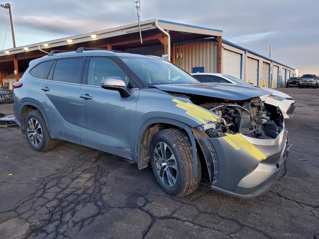 Toyota Highlander Hybrid Xle Image 9