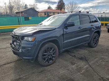  Salvage Jeep Grand Cherokee