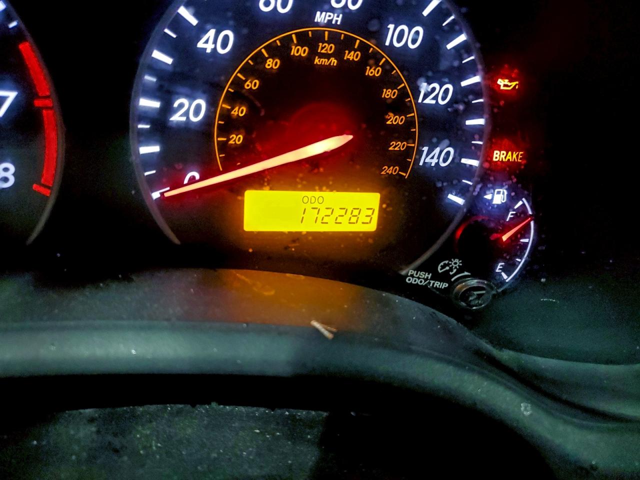 Toyota Corolla Base Image 6