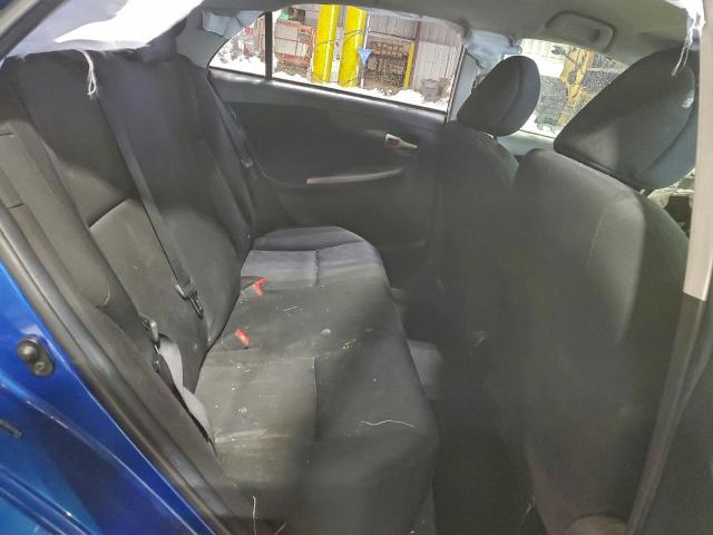 Toyota Corolla Base Image 10