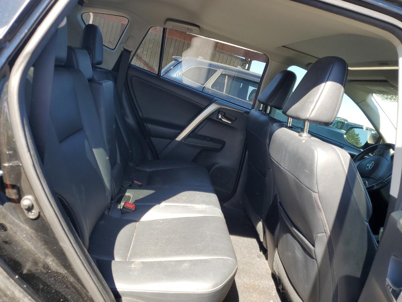 Toyota RAV4 Limited Image 11