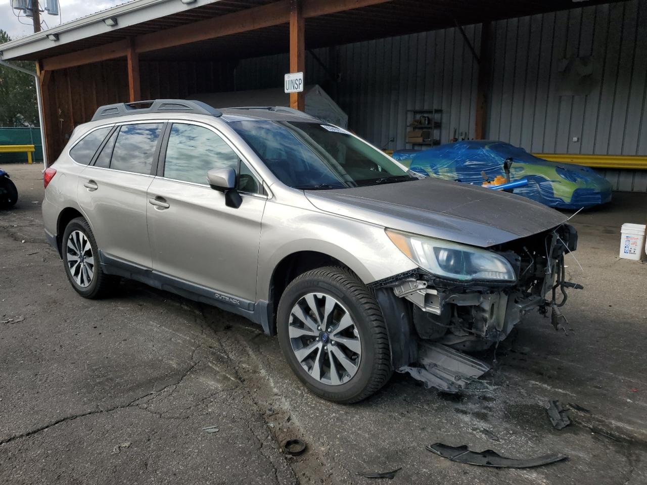 Subaru Outback 2.5i Limited Image 4