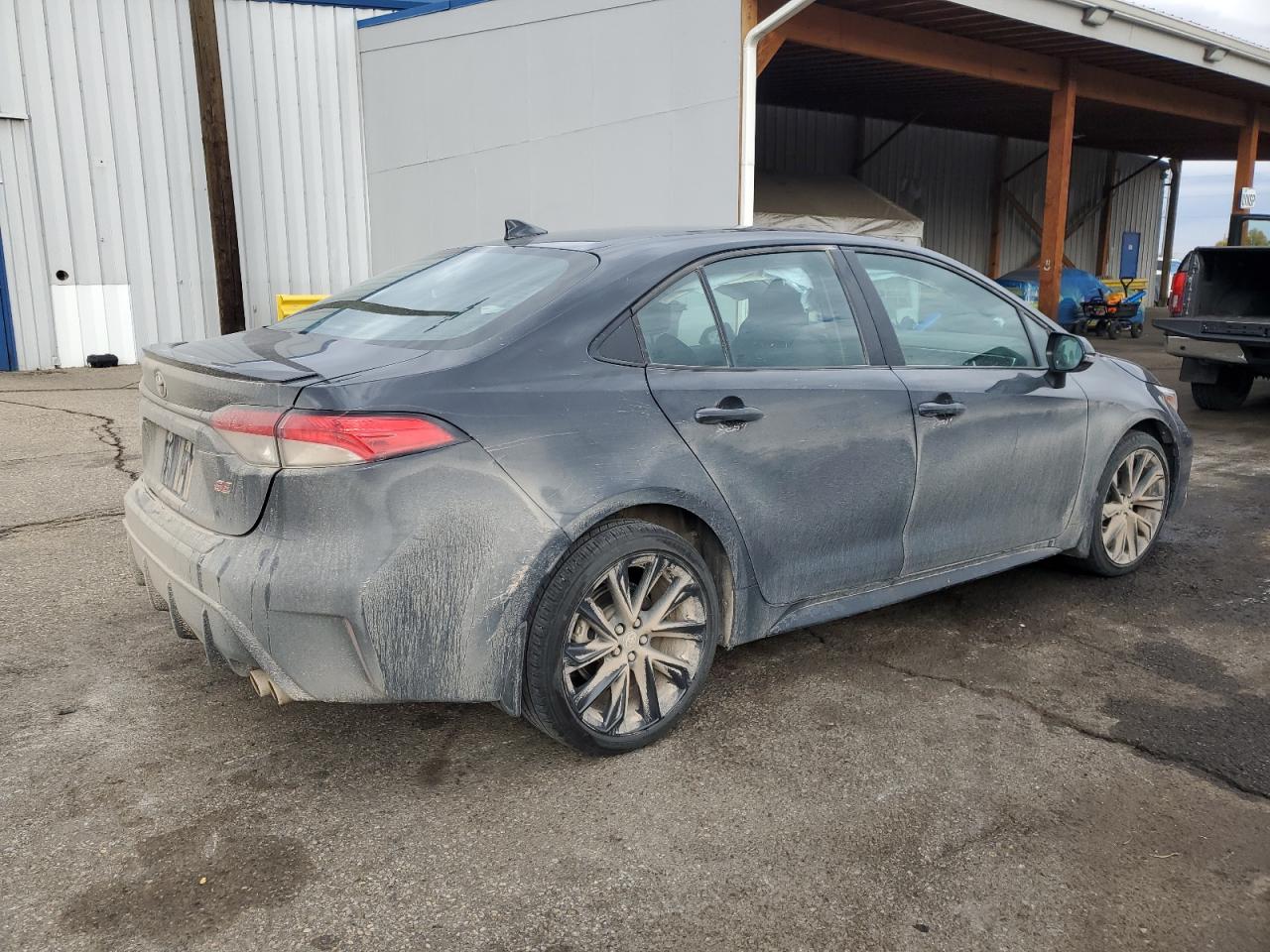 Toyota Corolla Se Image 8