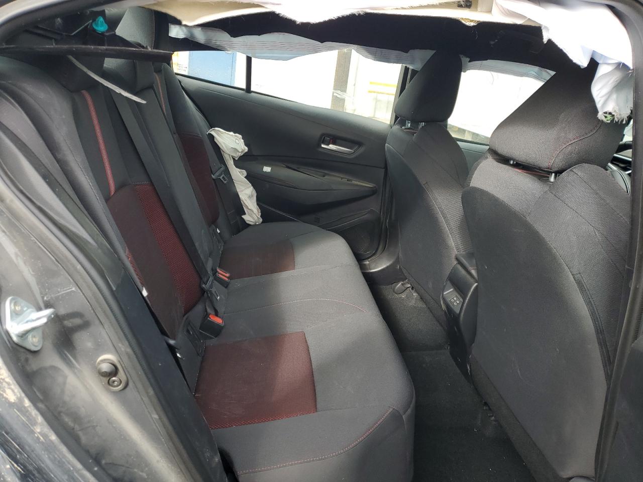 Toyota Corolla Se Image 7