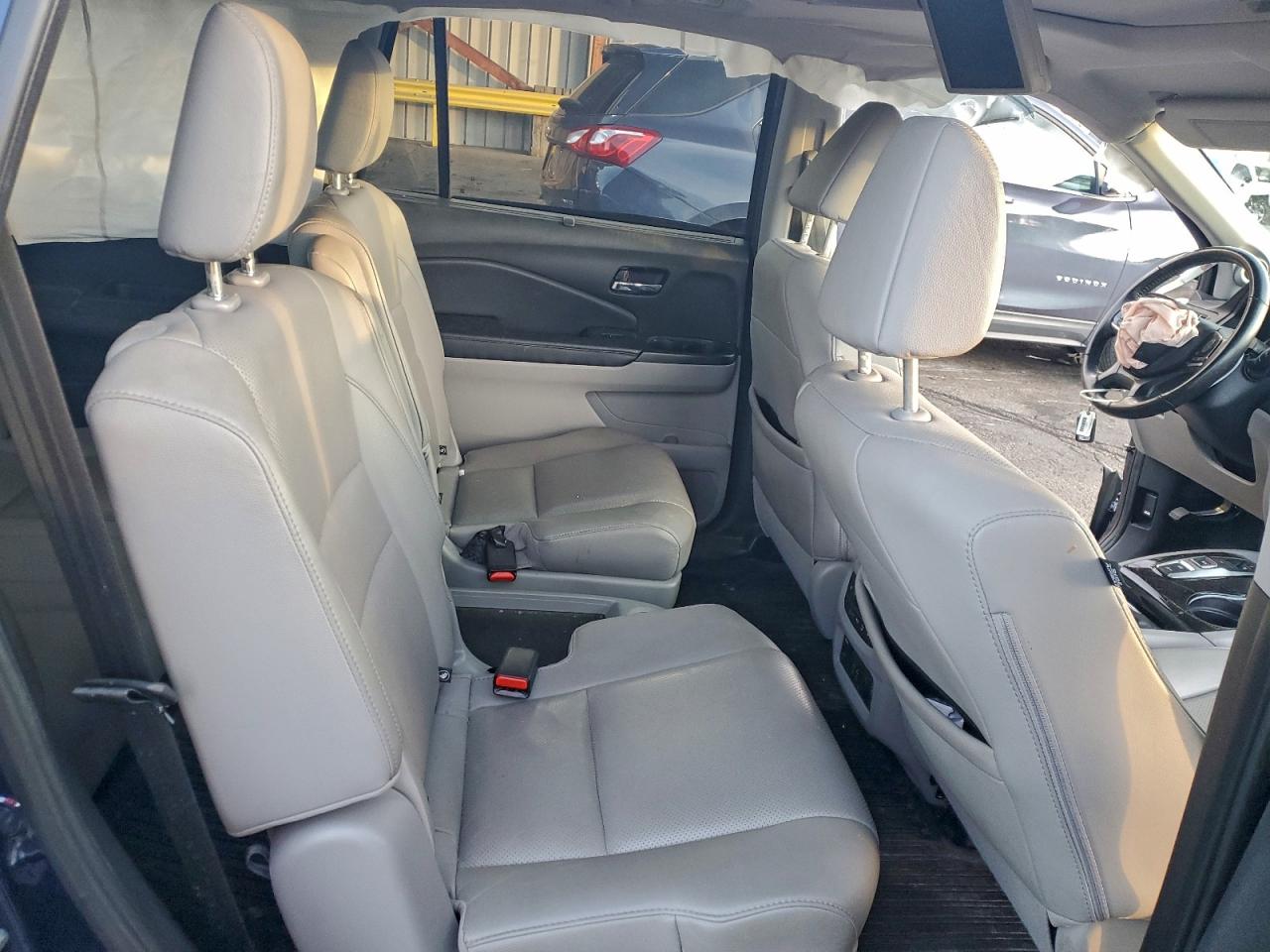 Honda Pilot Elite Image 6