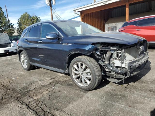 INFINITI Qx Essential Image 13