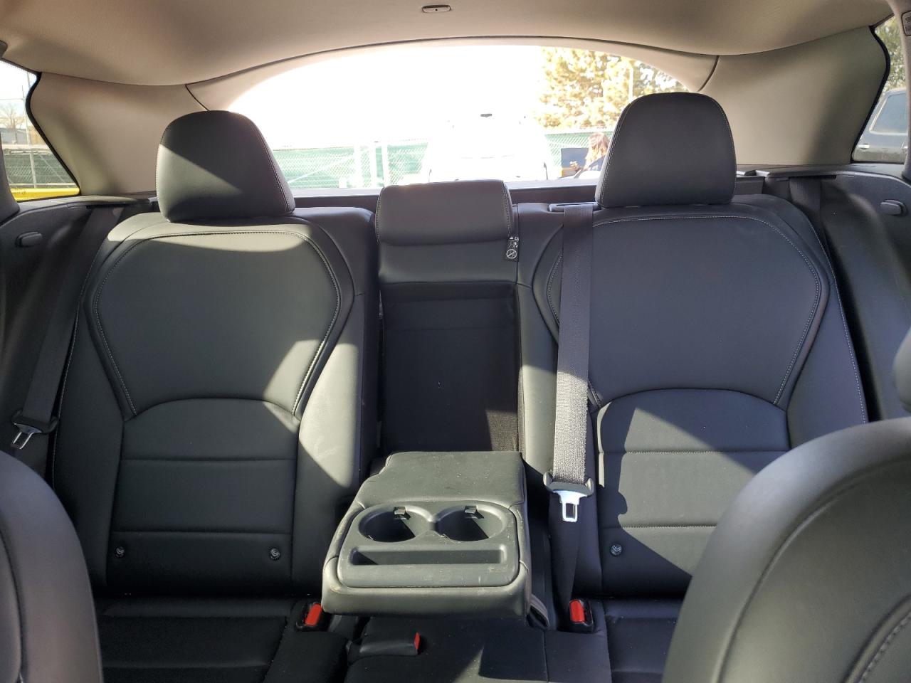 INFINITI Qx Essential Image 5