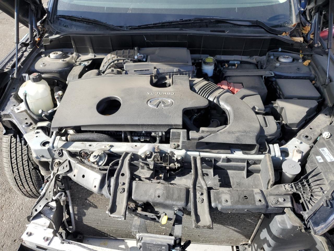 INFINITI Qx Essential Image 12