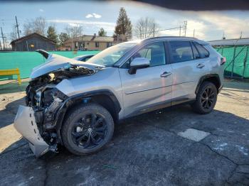  Salvage Toyota RAV4