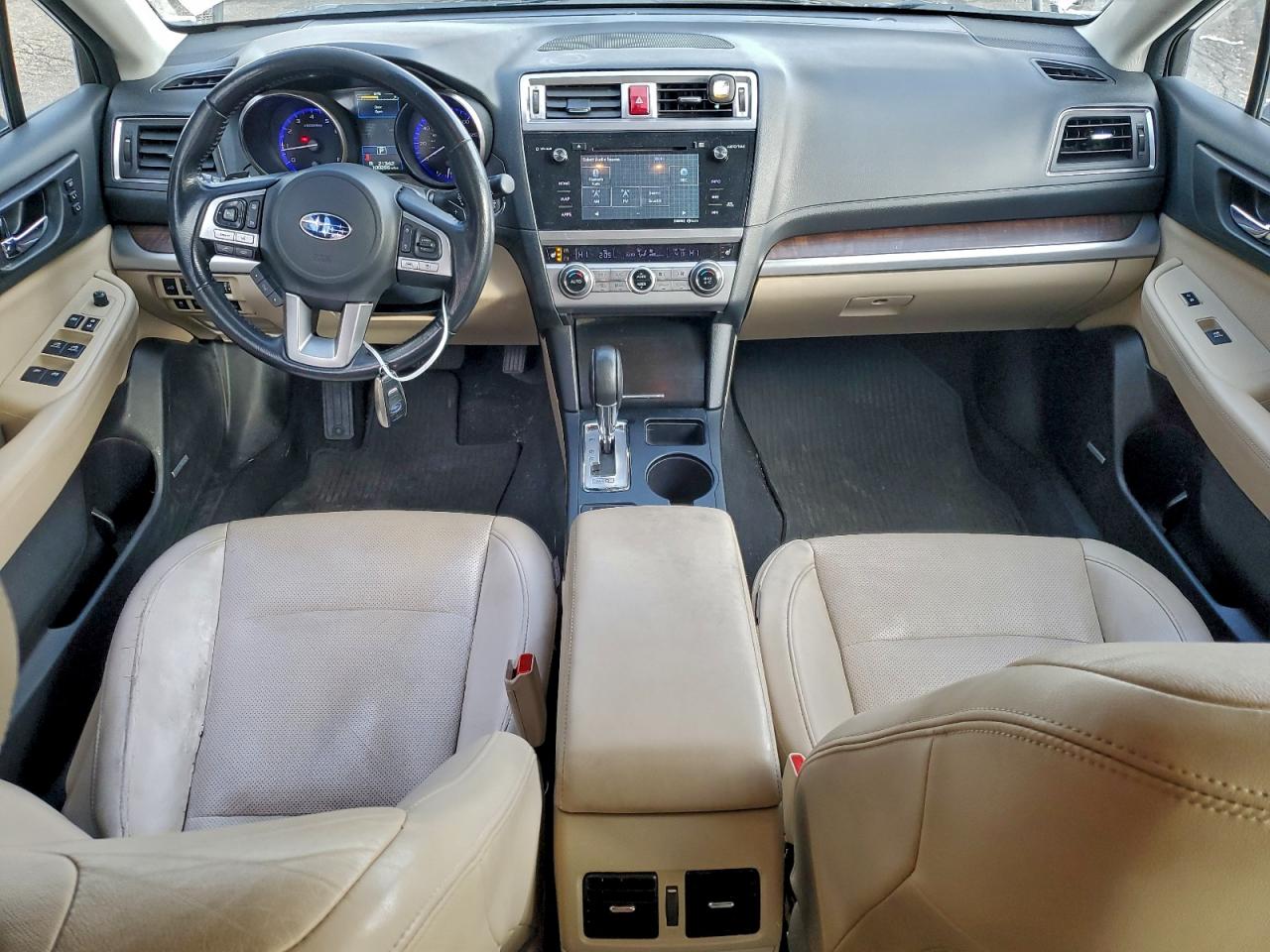 Subaru Outback 2.5i Limited Image 10