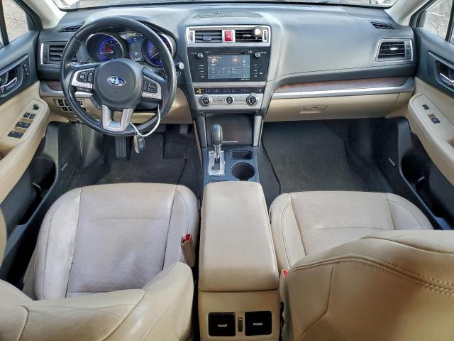 Subaru Outback 2.5i Limited Image 10