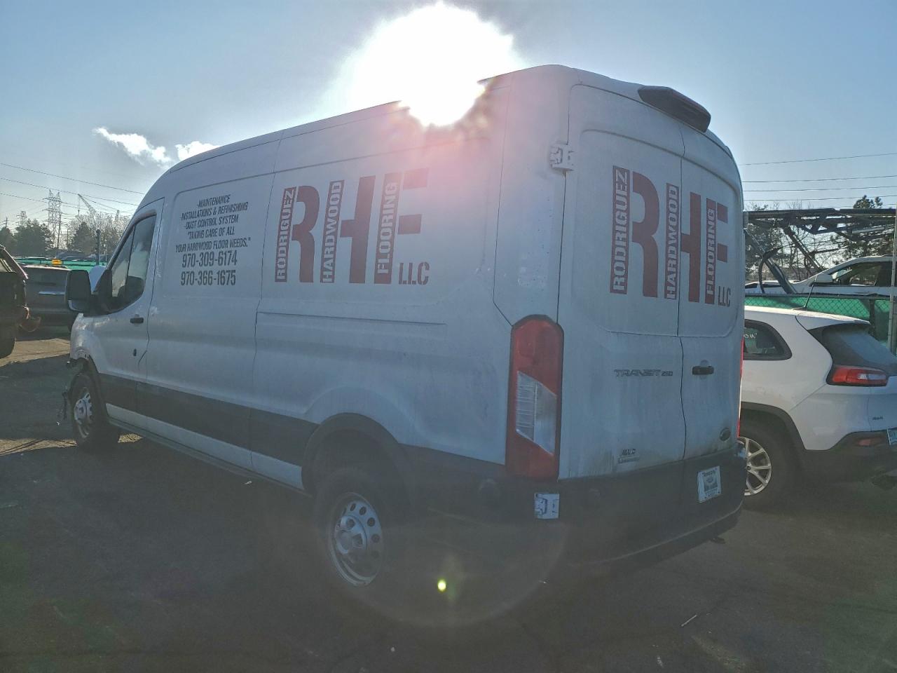 Ford Transit T-250 Image 3