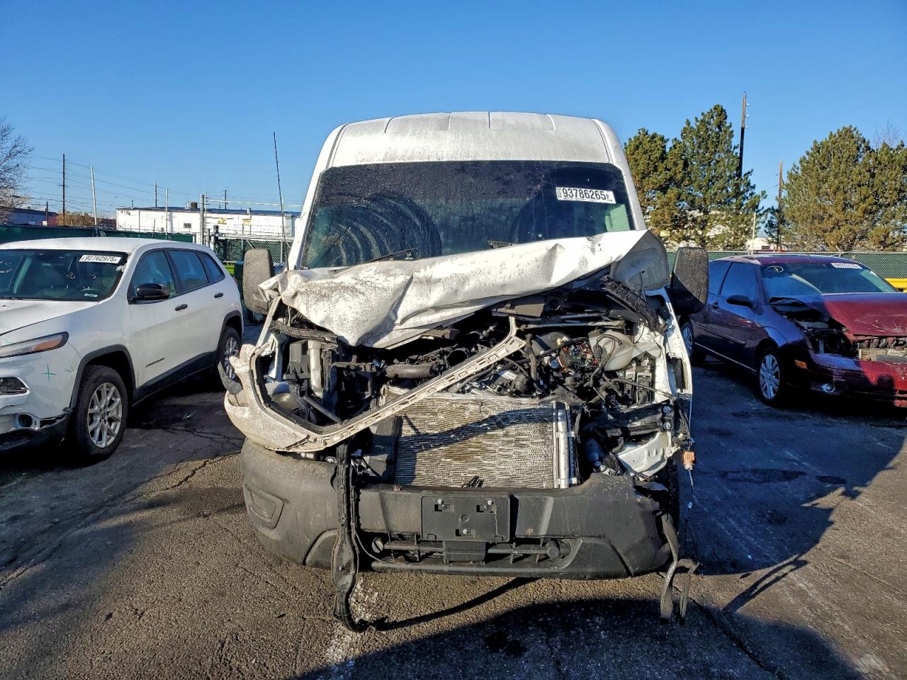 Ford Transit T-250 Image 5