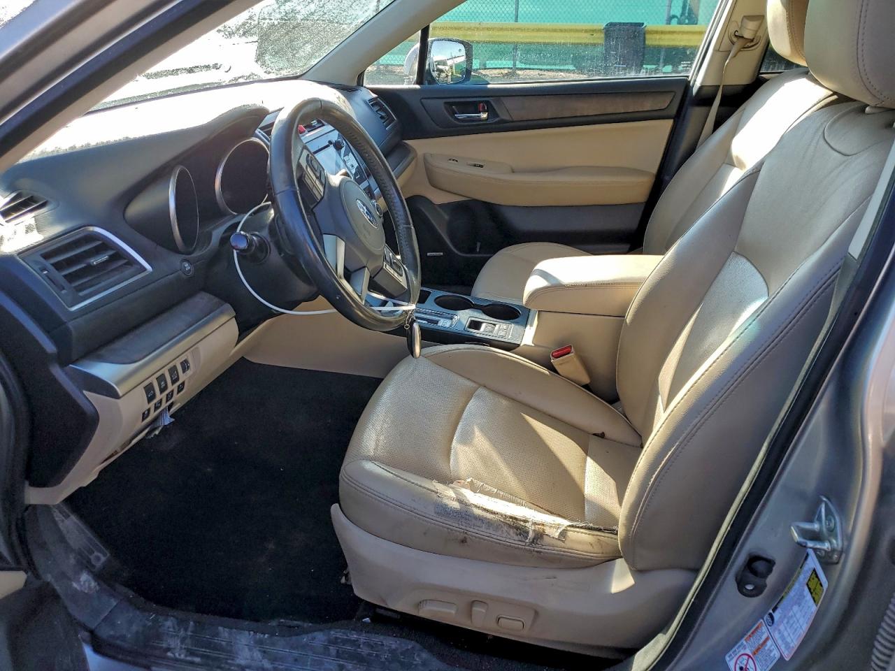 Subaru Outback 2.5i Limited Image 11