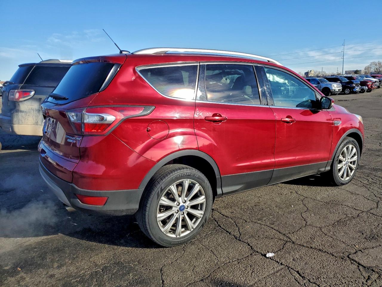 Ford Escape Titanium Image 11