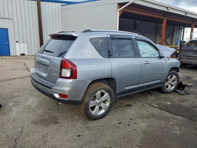 Jeep Compass Latitude Image 11