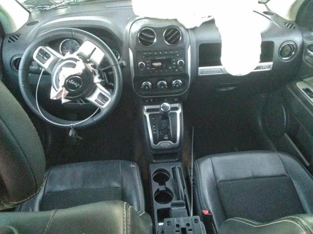 Jeep Compass Latitude Image 12