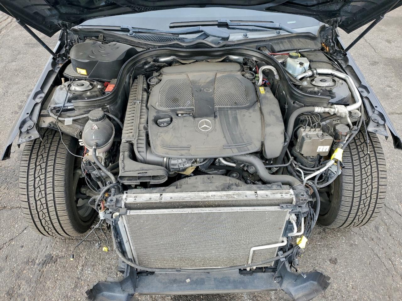 Mercedes-Benz E-Class 350 4matic Image 12