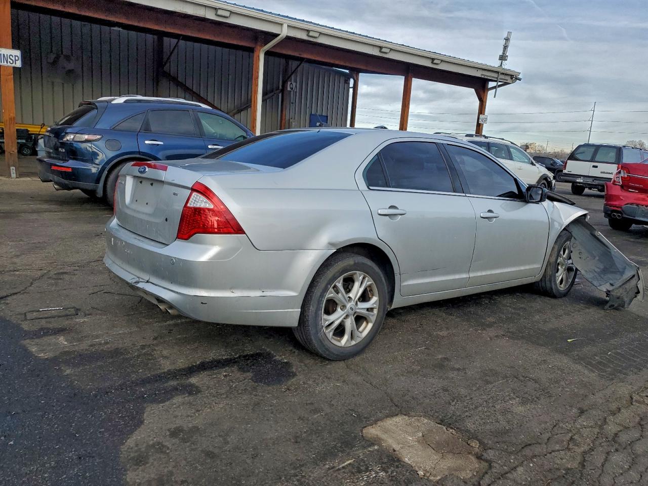 Ford Fusion Se Image 2