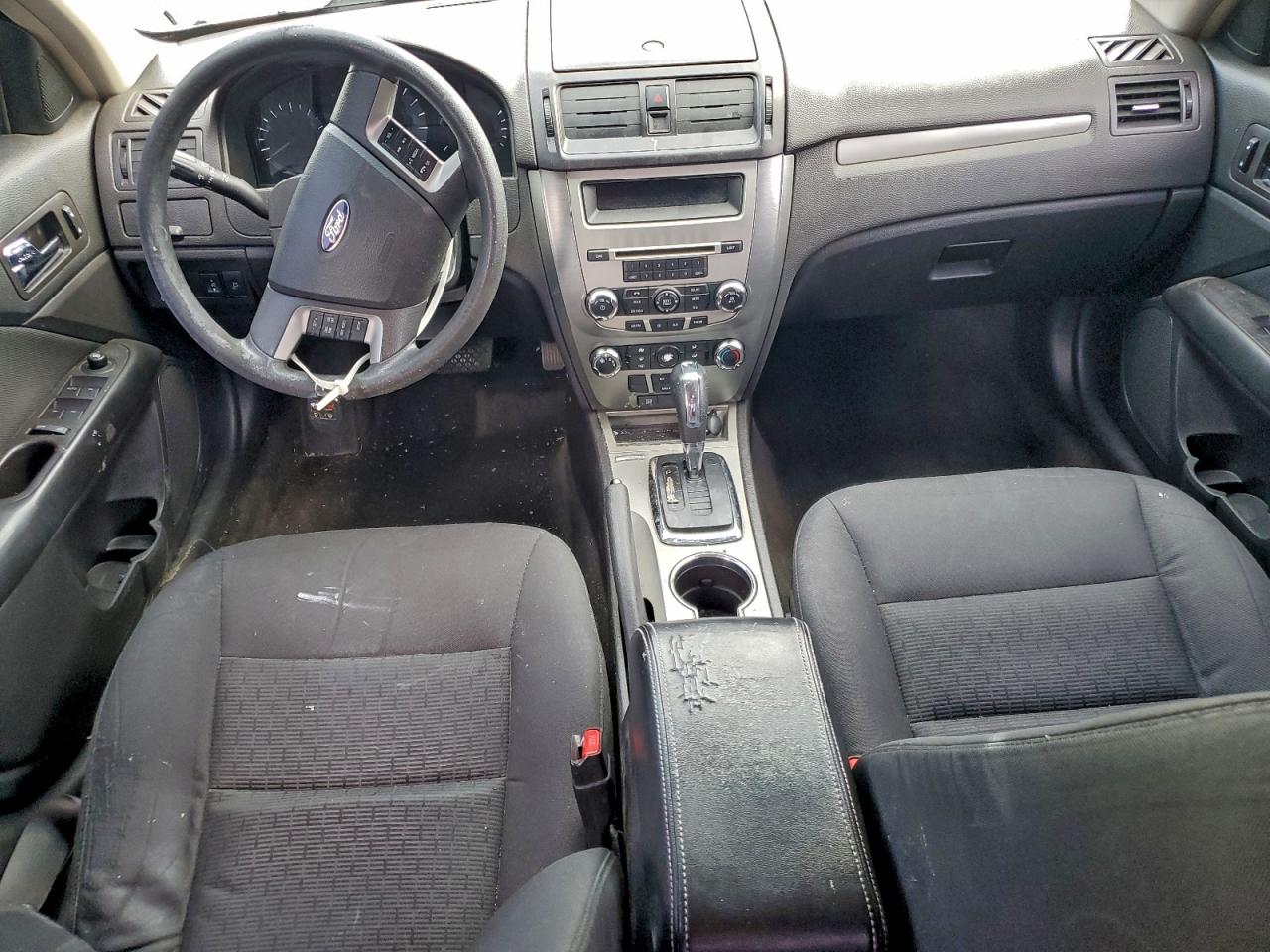 Ford Fusion Se Image 3