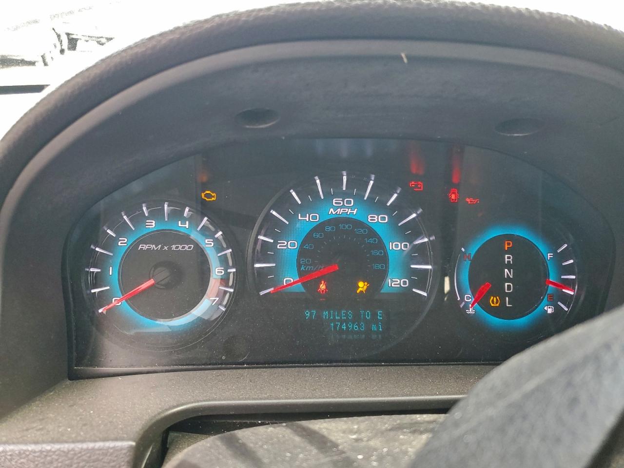 Ford Fusion Se Image 6