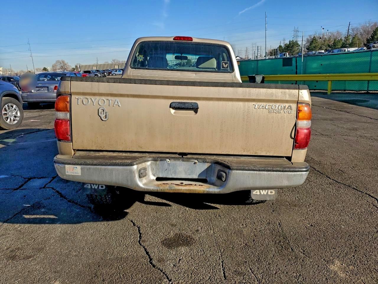 Toyota Tacoma Xtracab Image 6