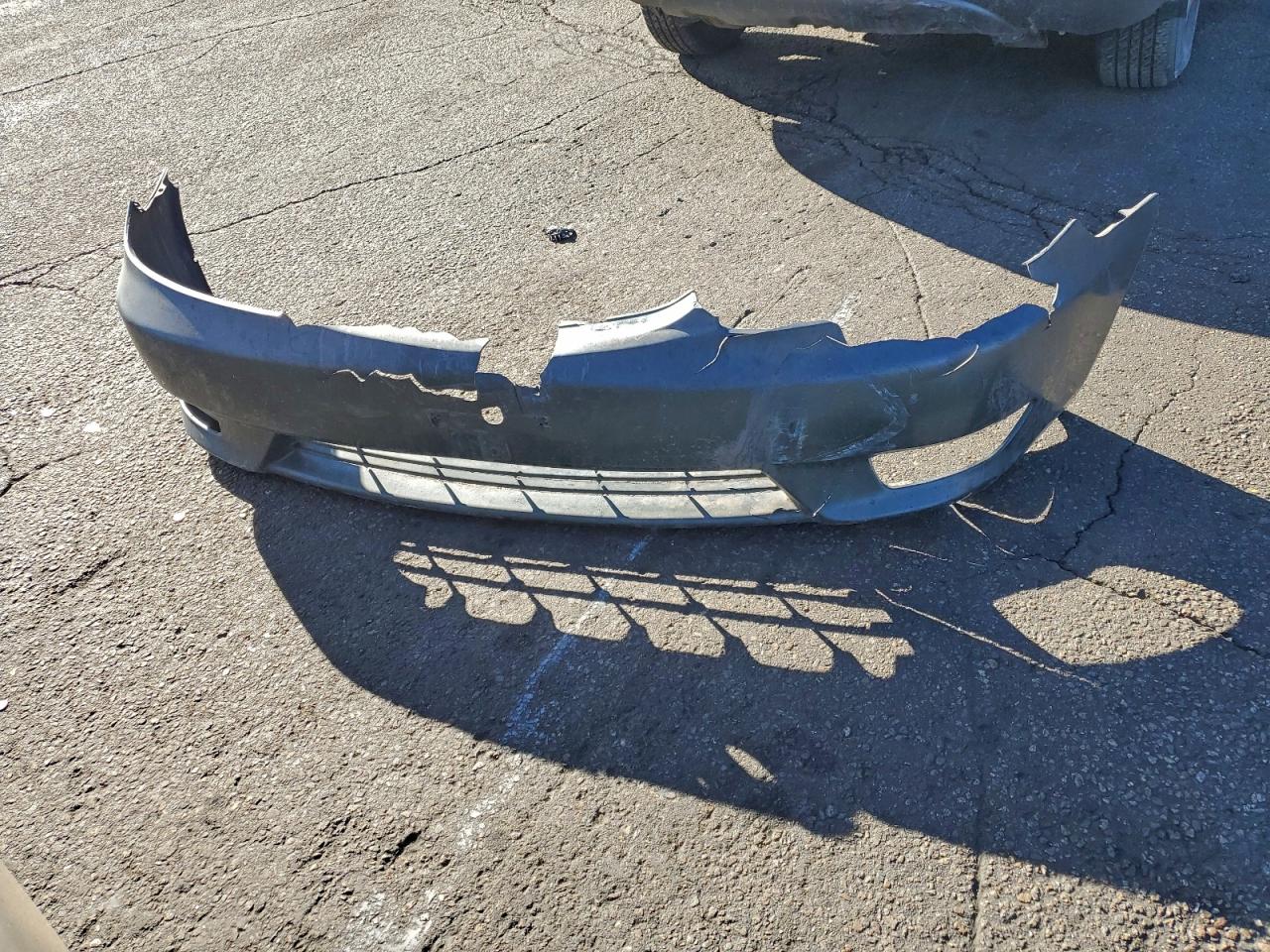 Toyota Camry Le Image 13